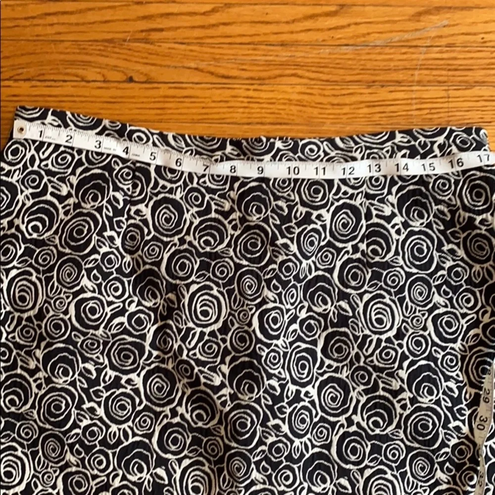Black and Cream Floral Print Pencil Skirt